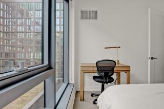 Navy Yard 1BR w Gym Rooftop Pool nr Nats Park WDC-307 - 1