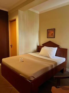 Blue Velvet Hotel -CM Recto - 7