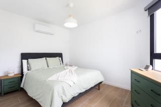 170 Alcalá Deluxe - 1