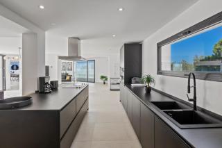 Villa Nirvana - Pool, Jacuzzi, Terrace & Sea View - Fuengirola - 4