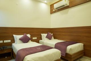 VOVO PREMIER HOTEL - 3
