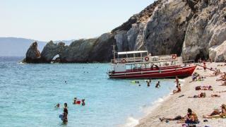 Relaxing Ambient Santorini Villa 2 Bedrooms Cave Stone Villa Private Pool Lovely Views Exo Gialos - Karterados - 6