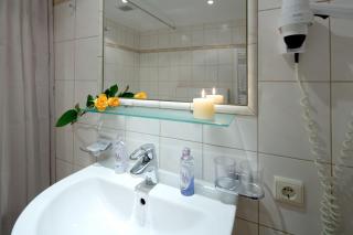 Hotel Bergland - 4