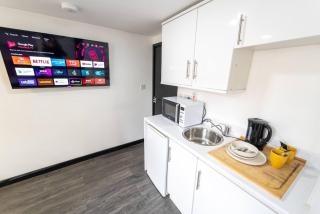 Studio close to Selly Oak train station - Birmingham - 8