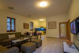 Apartmány Weissov Dom - Banská Štiavnica - 1