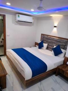 Hotel Ozone,Ahmedabad - Ahmedabad - 2