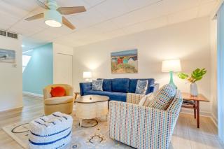 Gulf Breeze Escape with Patio and Community Pool! - Gulf Breeze - 6