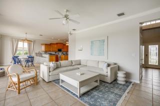 Waterfront Retreat with Pool on Caloosahatchee River - Cape Coral - 6