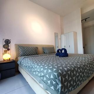 Sky Trees Private CarPark Nflix Pools View Balcony - 4