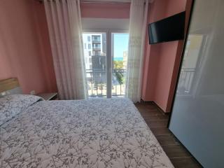 H&E Sea view 2-Bedroom Apt Qerret - Golem - 5