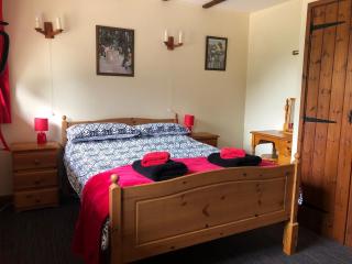 Deanwood Holiday Cottages - Yorkley - 6
