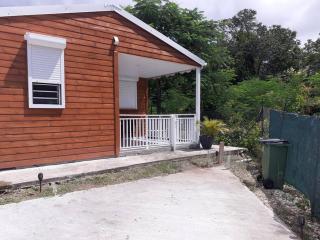Bungalow agéable et confortable, parking securisé - Vieux-Habitants - 6