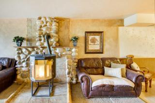 Main Street Townhome - 12 Miles to Bear Lake! - Paris - 6