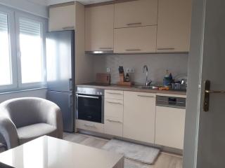 Modern Apartment close to city center. - Sarajevo - 3
