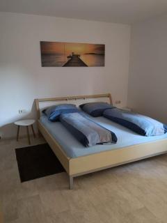 Ruhige Ferienwohnung in der Rhöner Natur - Schönau an der Brend - 5