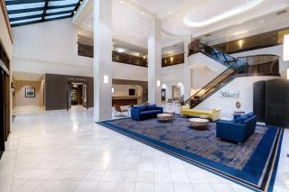 Embassy Suites by Hilton Santa Clara Silicon Valley - 1