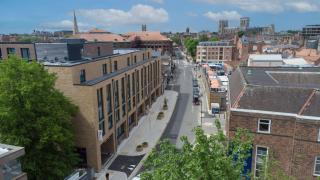 Hampton by Hilton York Piccadilly - 9