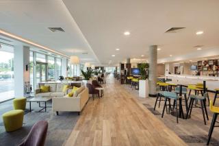 Hampton By Hilton London Stansted Airport - Stansted Mountfitchet - 4