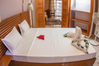 Cambria Hotel - 3