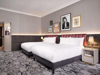 The Trafalgar St. James, London Curio collection by Hilton - London - 1