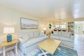 Anna Maria Island Runaway Tropical Dream-One Minute Walk To The Beach-Heated Pool - Bradenton Beach - 3
