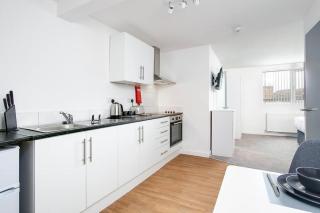 SCA - Luxurious Studio - VS5 - Wolverhampton - 7