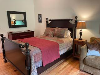 Circle Square Farm - 15min to Brevard! - Pisgah Forest - 1