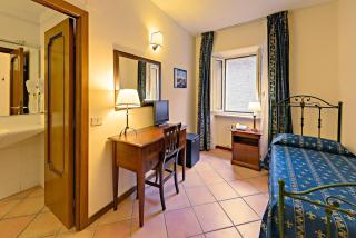 Hotel Lauri - Macerata - 9