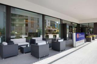 Hilton Garden Inn Davos - Davos - 8