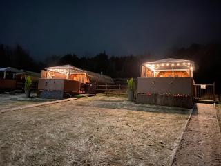 Acorns Luxury Glamping - Holywell - 3