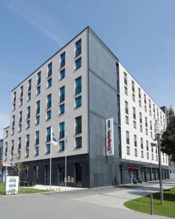 Hampton by Hilton Frankfurt City Centre - 2