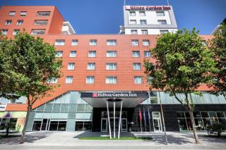 Hilton Garden Inn Tirana - 9