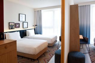 Hampton by Hilton Munich Airport South - 8