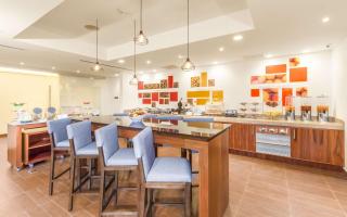 Hampton Inn & Suites by Hilton Los Cabos - San José del Cabo - 1