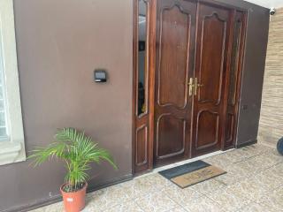 Elegante Casa de 4 Habitaciones a Solo 15 Minutos del Corazón de la Ciudad - San José - 7