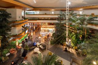 Pavilion On Northbourne - 8