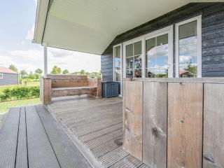 Beautiful holiday home with a veranda and jetty - Bant - 6