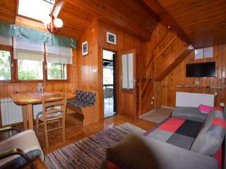 Restful Holiday Home in Vrbovsko - Vrbovsko - 6