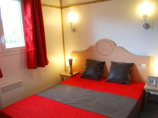 Chalet in France with Garden Terrace - Castelmoron-sur-Lot - 6