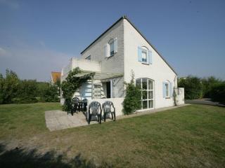 Chalet in Texel by Dunes and Water - 4