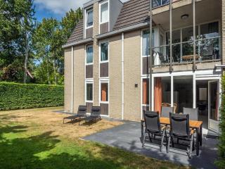 Ground-Floor Texel Retreat - 5