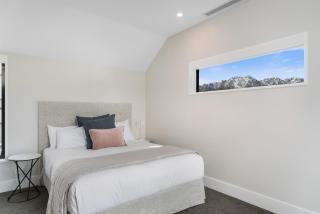 Central Queenstown Villa & Spa by Staysouth - Queenstown - 6