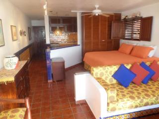 Humble, Right On The Beach - Akumal - 2