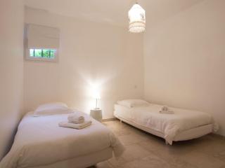 Gorgeous Apartment in Montauroux with Pool - Montauroux - 6
