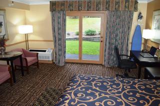 New World Inn - 8