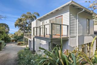 One At Seventy Seven - Lorne - 5