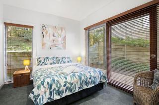 One At Seventy Seven - Lorne - 1