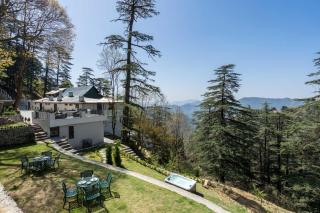 StayVista at Pine Estate with Outdoor Jacuzzi - Shimla - 8
