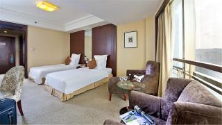 Huachen International Hotel - 9