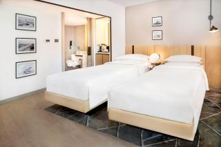 Sheraton Abu Dhabi Hotel & Resort - Abu Dhabi - 4